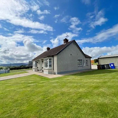 The Myles' Self-Catering Cottage - 4 Stars Greencastle  Exterior foto